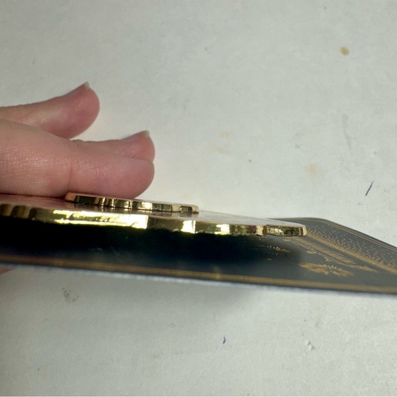 NWT. Disney parks wish cruise line ship pin. Cute and collectible authentic pin - Picture 5 of 7